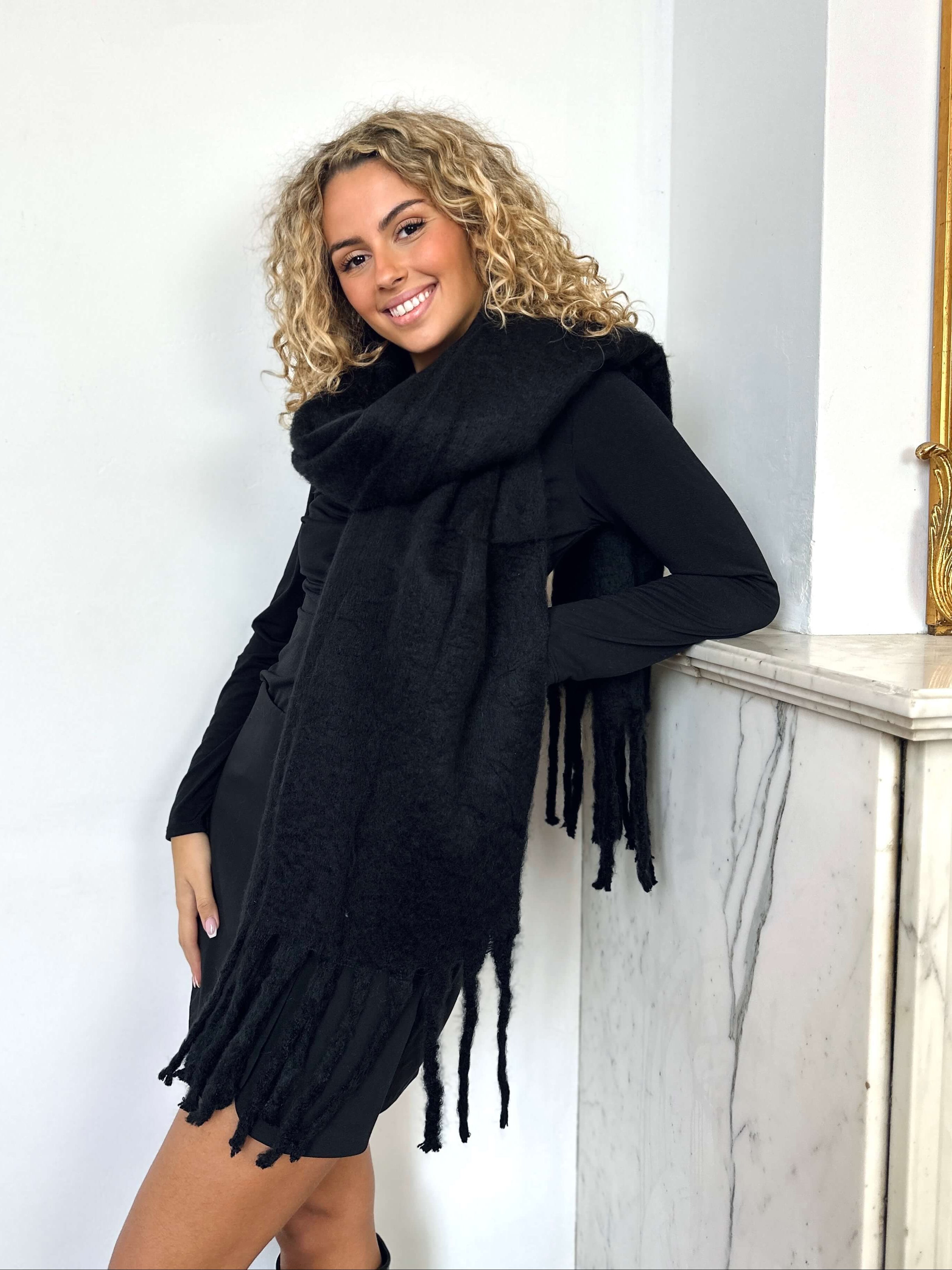 Écharpe noire - MAELYS