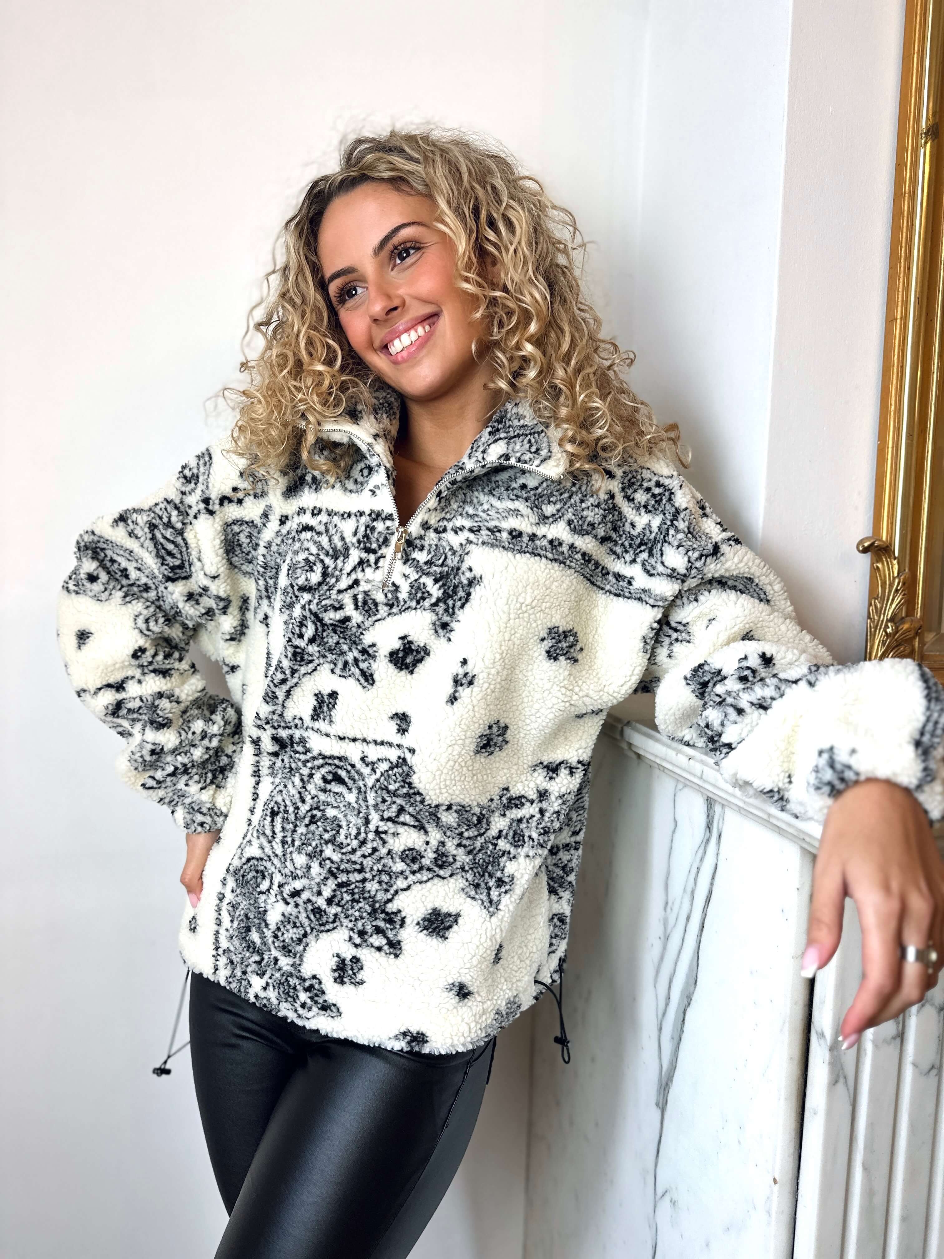 Veste à moumoute - NOVA