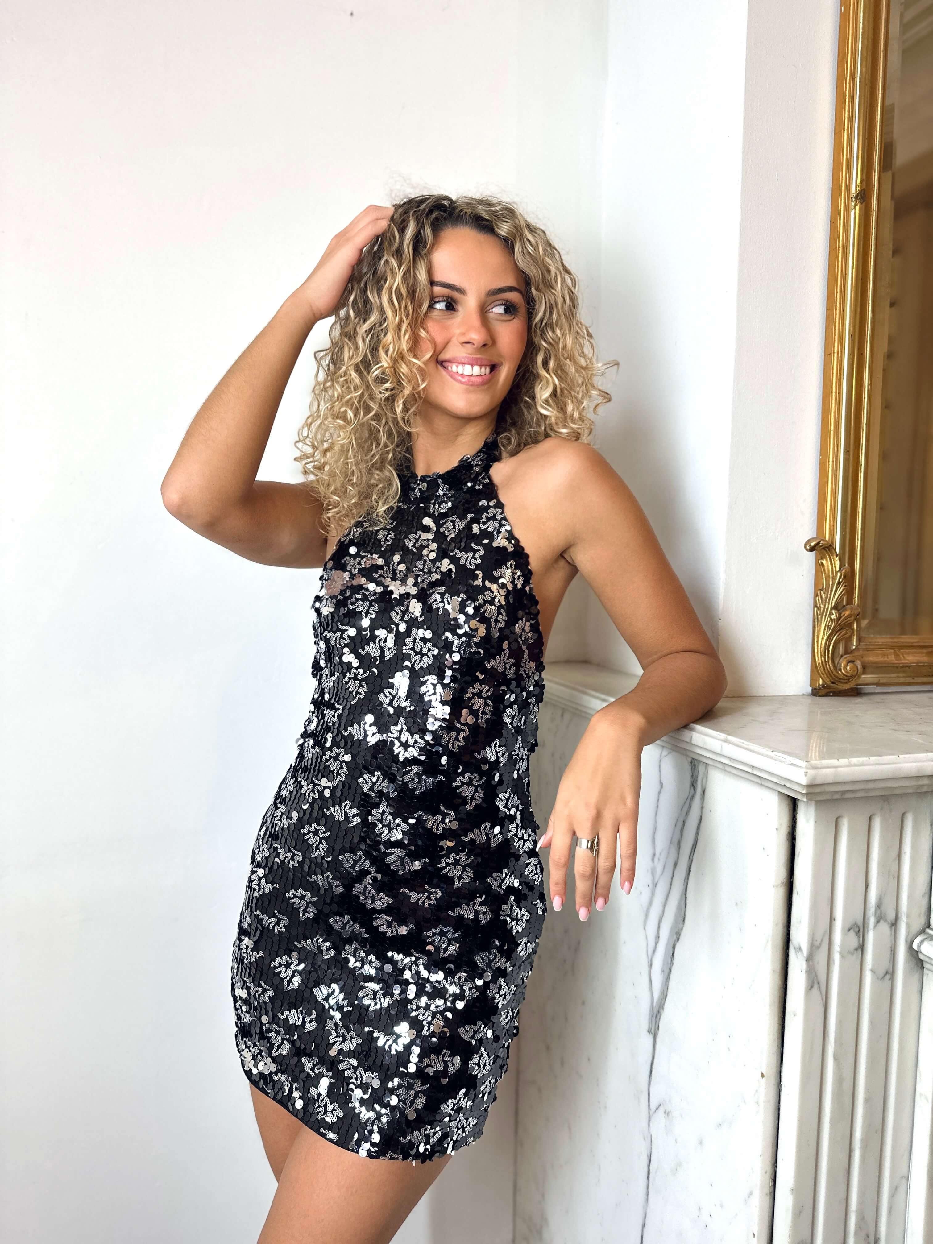 Robe à sequin noir - EVA