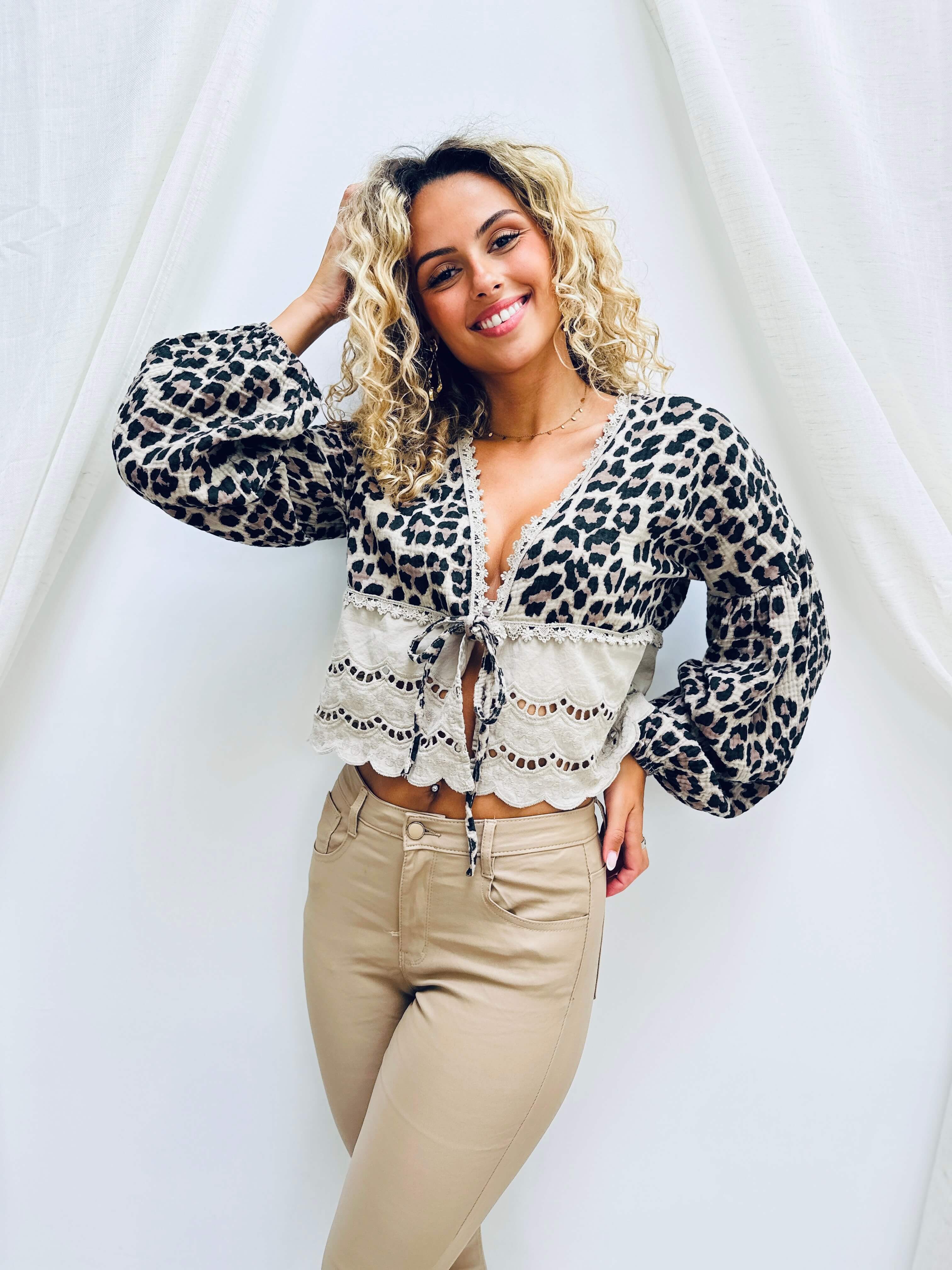 Blouse - LEO