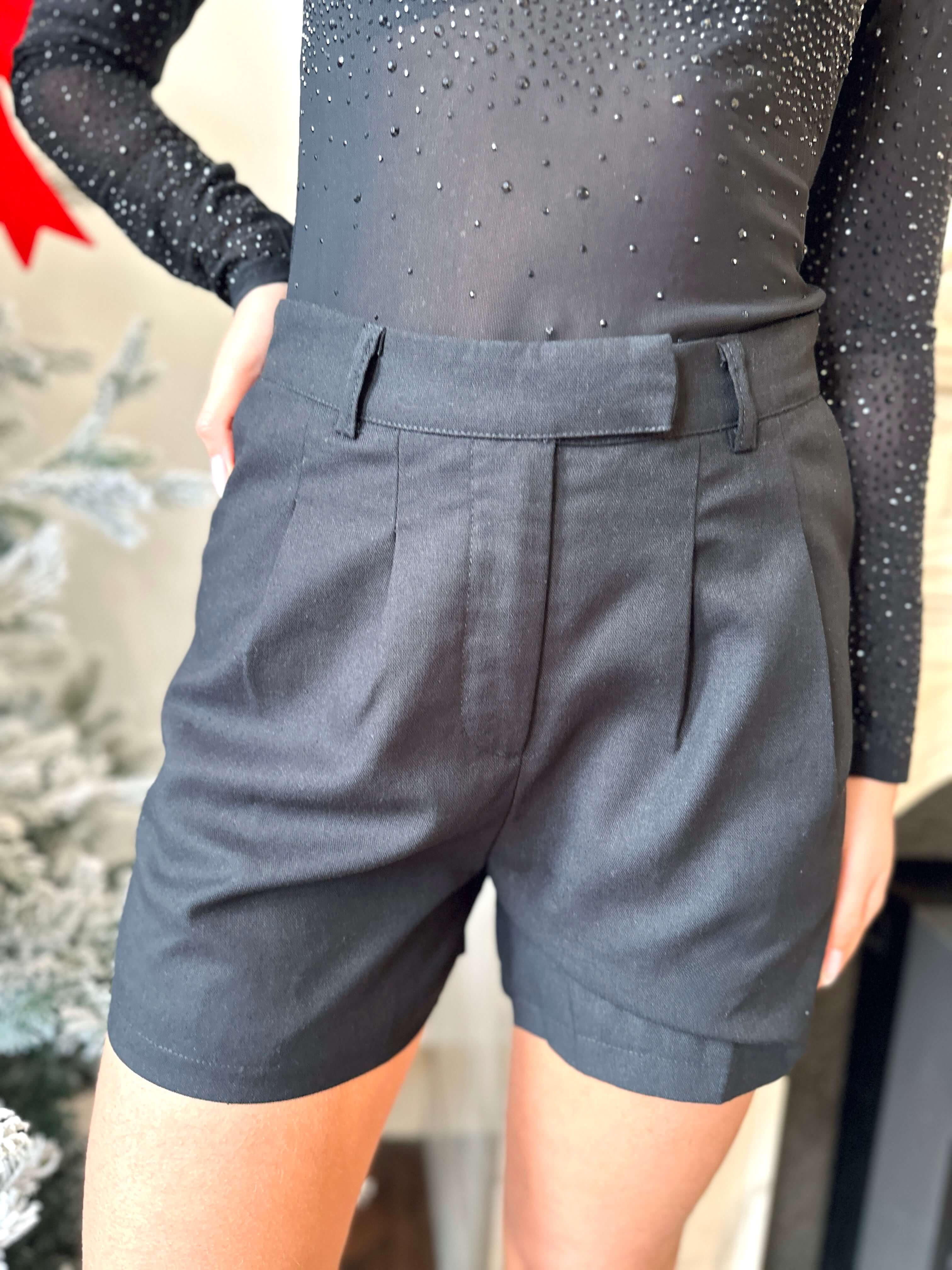 Pantalones cortos negros - JULIA