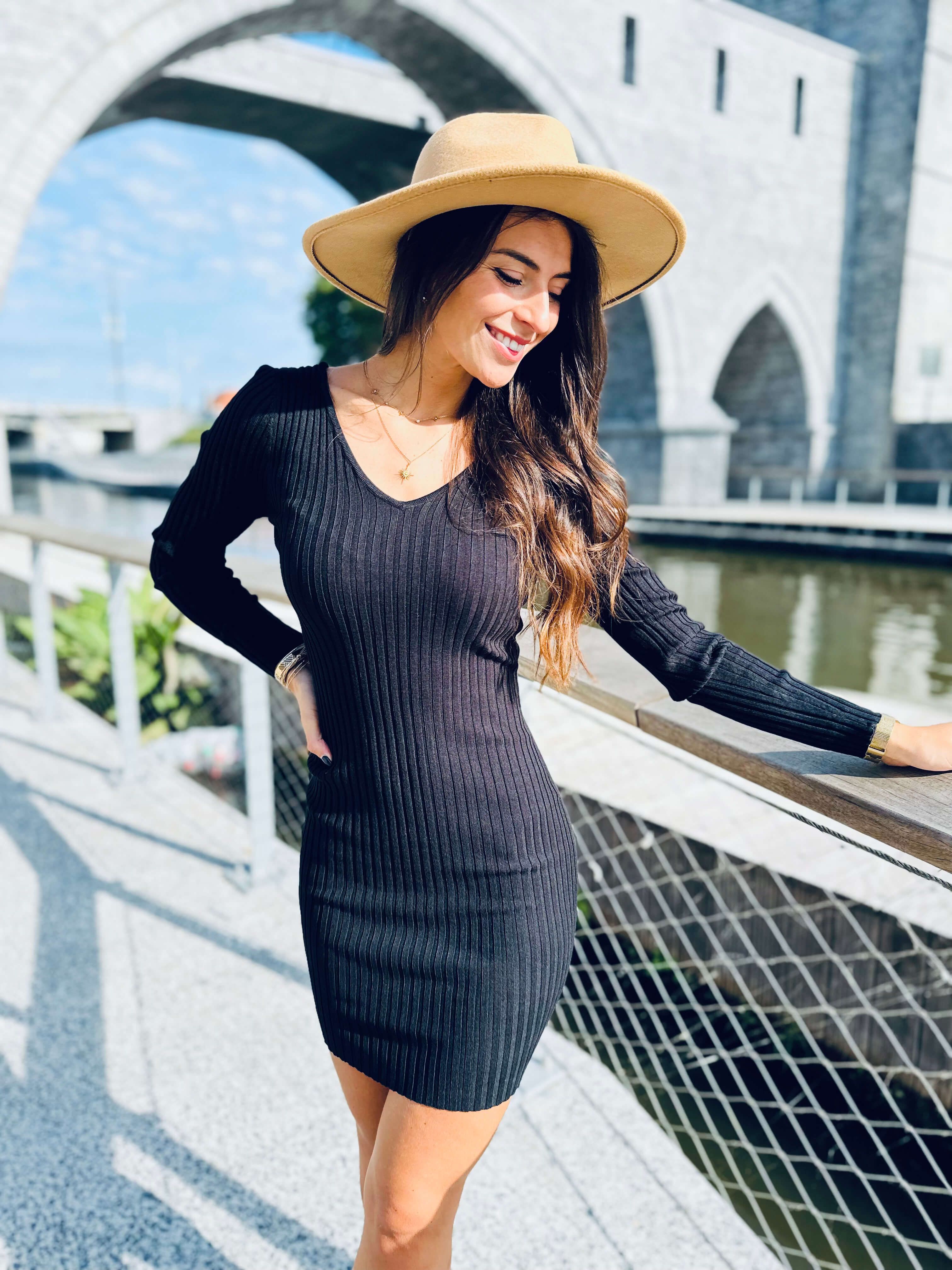 Robe pull noir - JADE