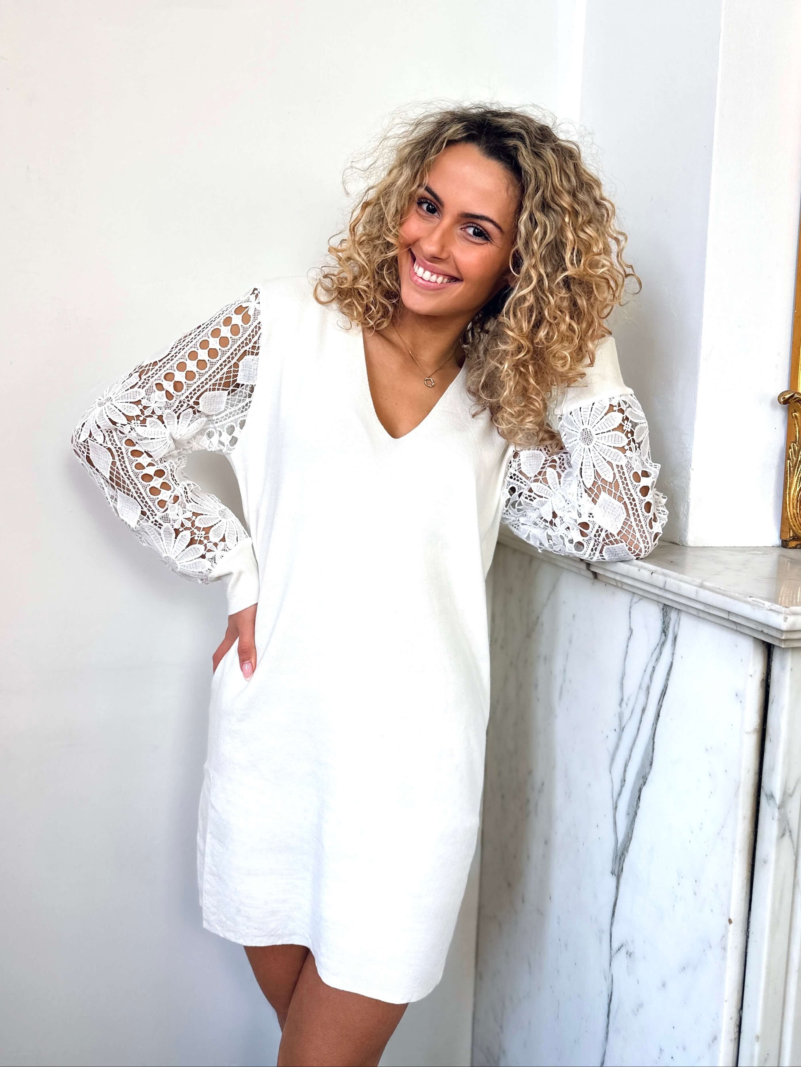 Robe pull blanche - ELISABETH