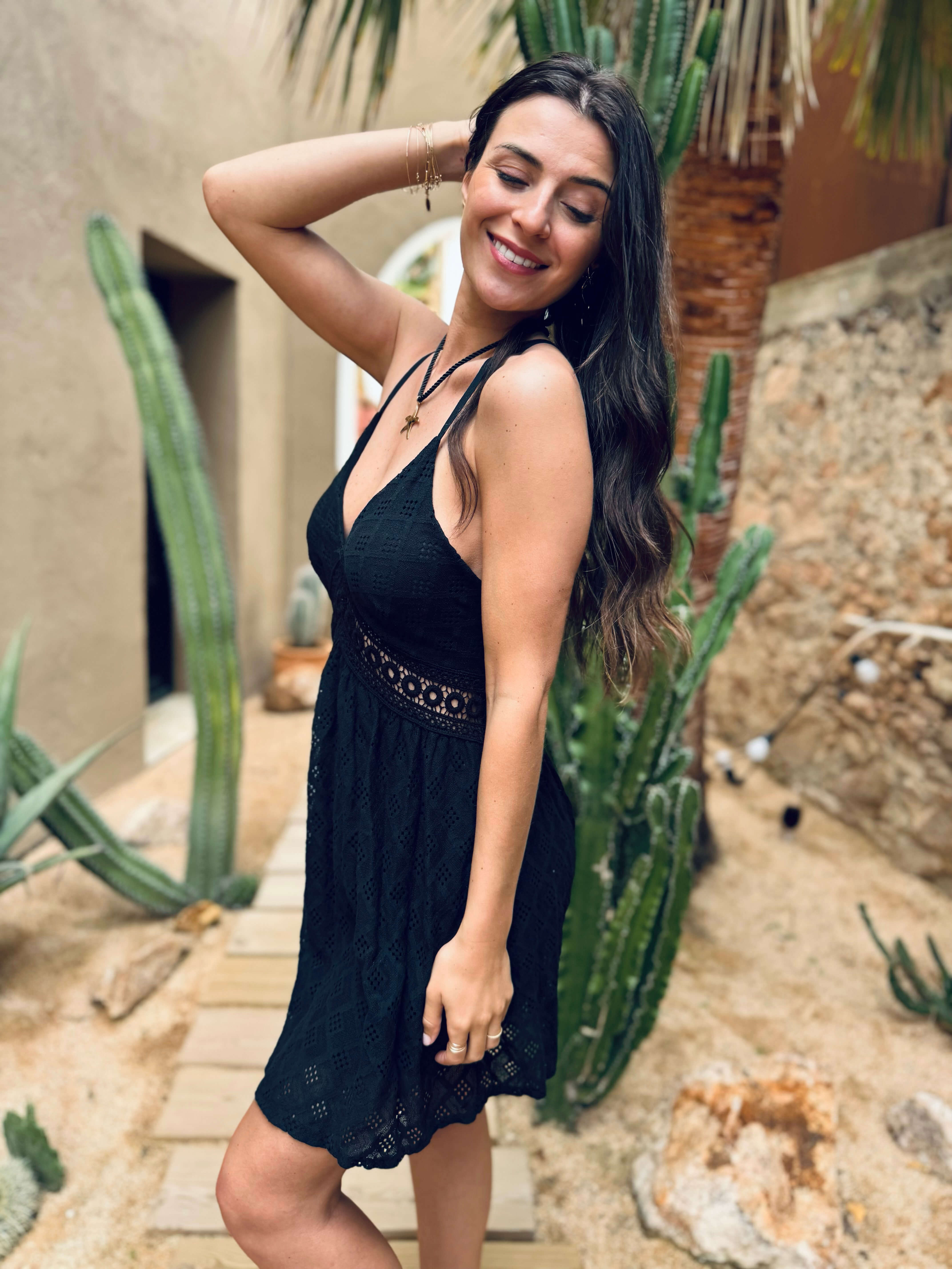 Robe noir crochet - EVA