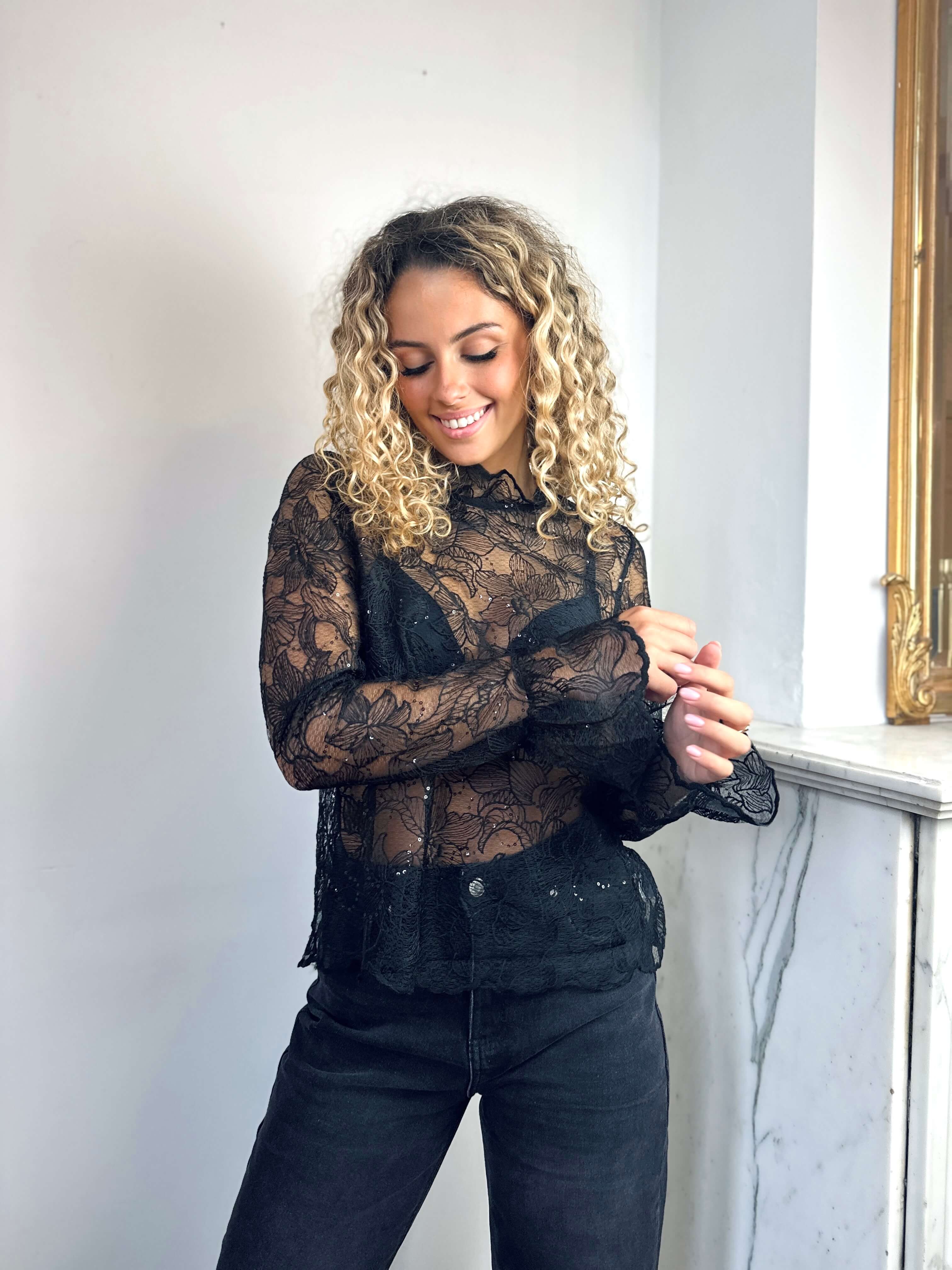 Blouse transparente en dentelle - ZOE