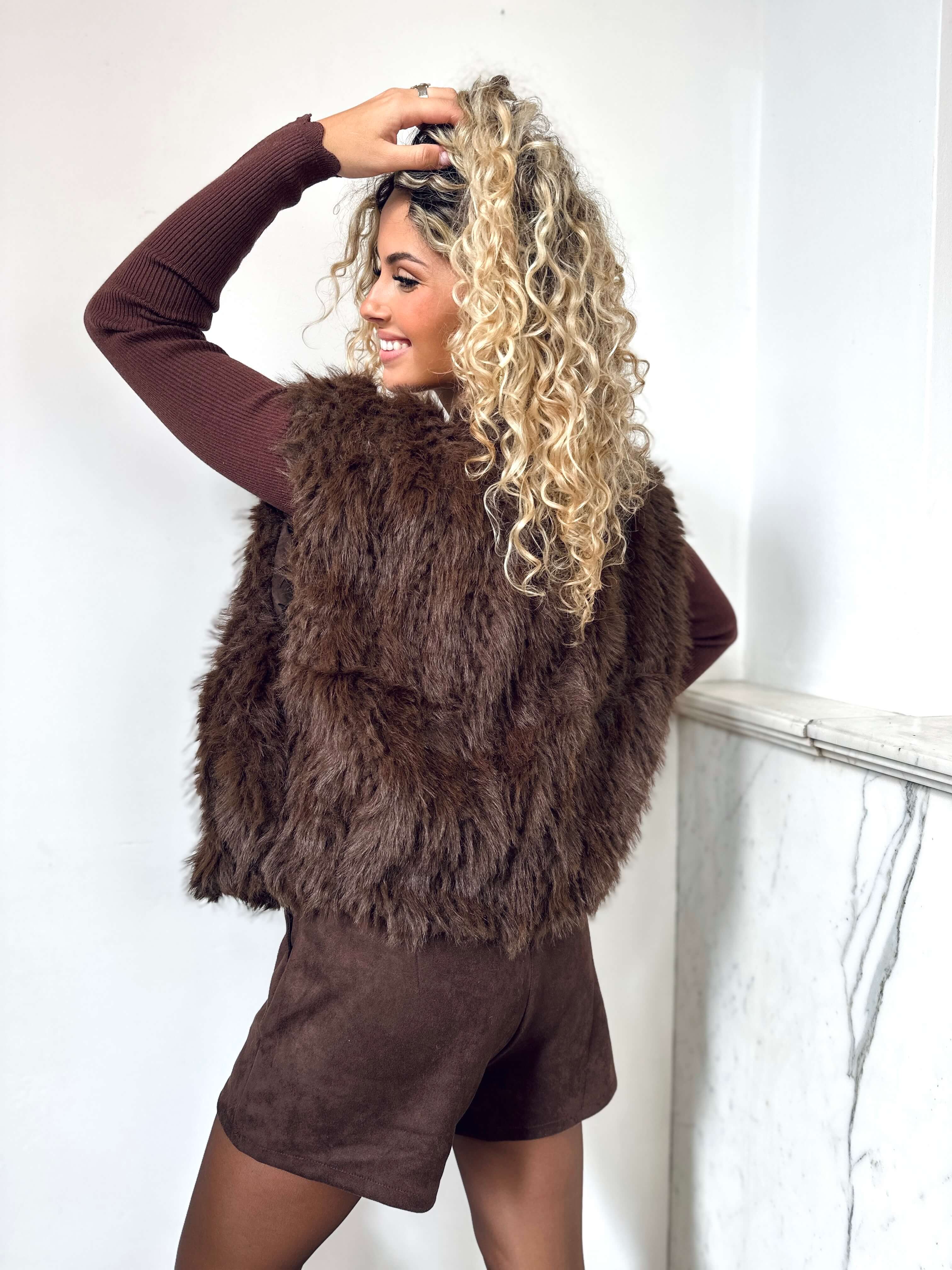 Chaqueta sin mangas - LOLA