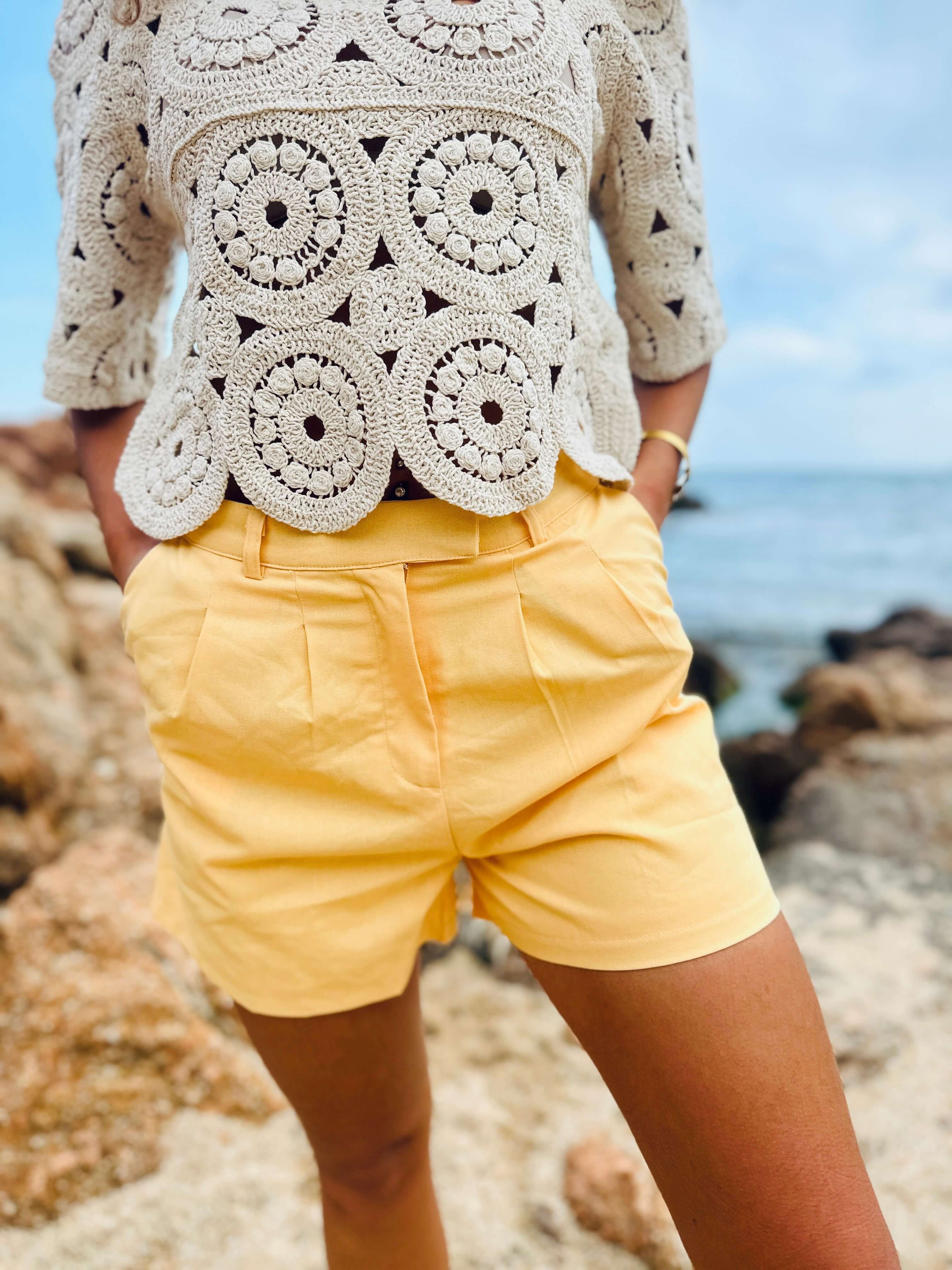 Short jaune - EVI