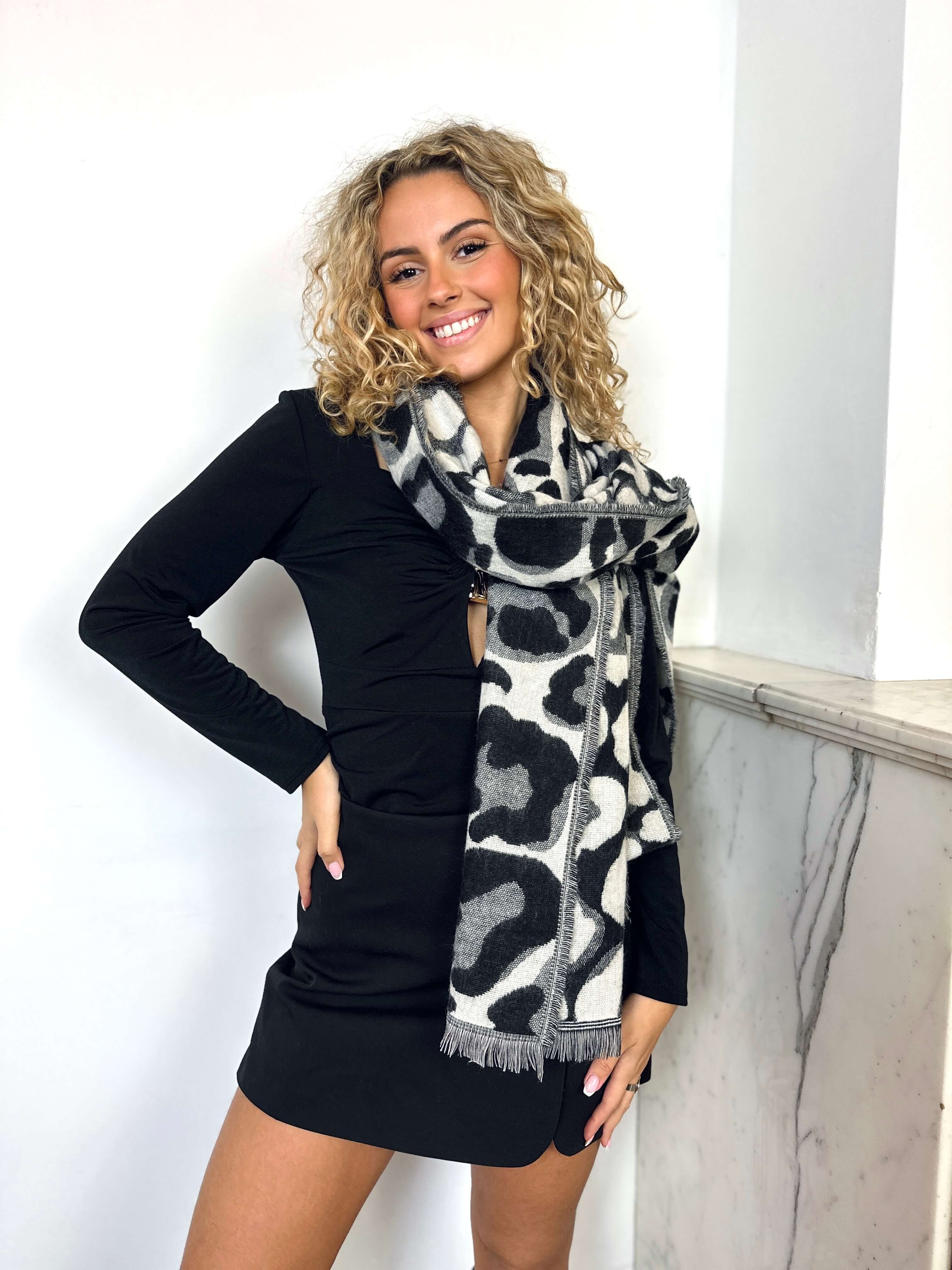Echarpe leopard noir - LOUNA