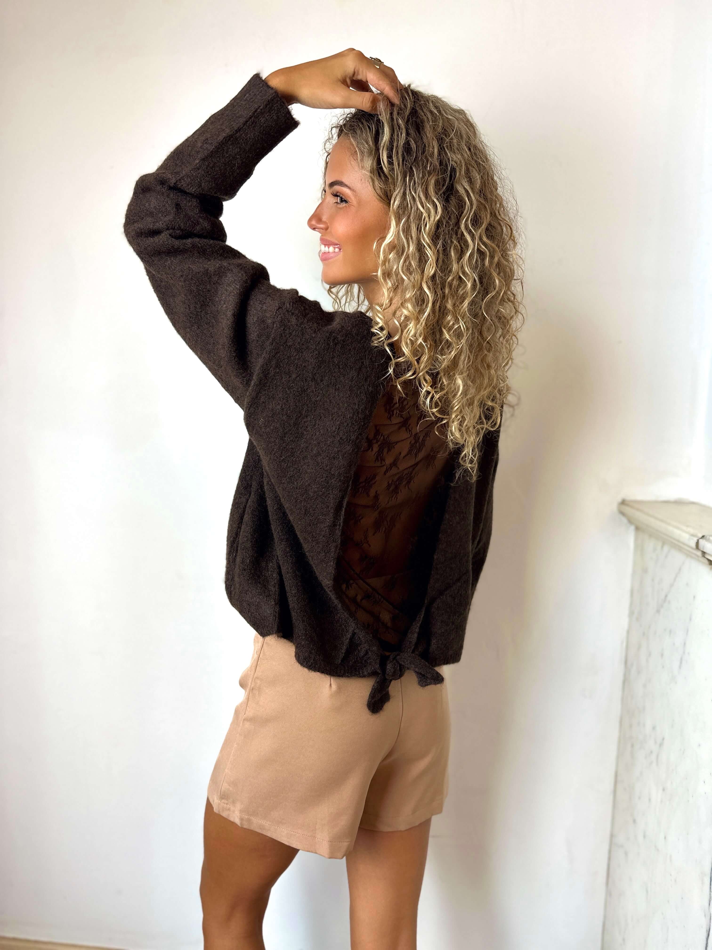 Pull chocolat - CLEA