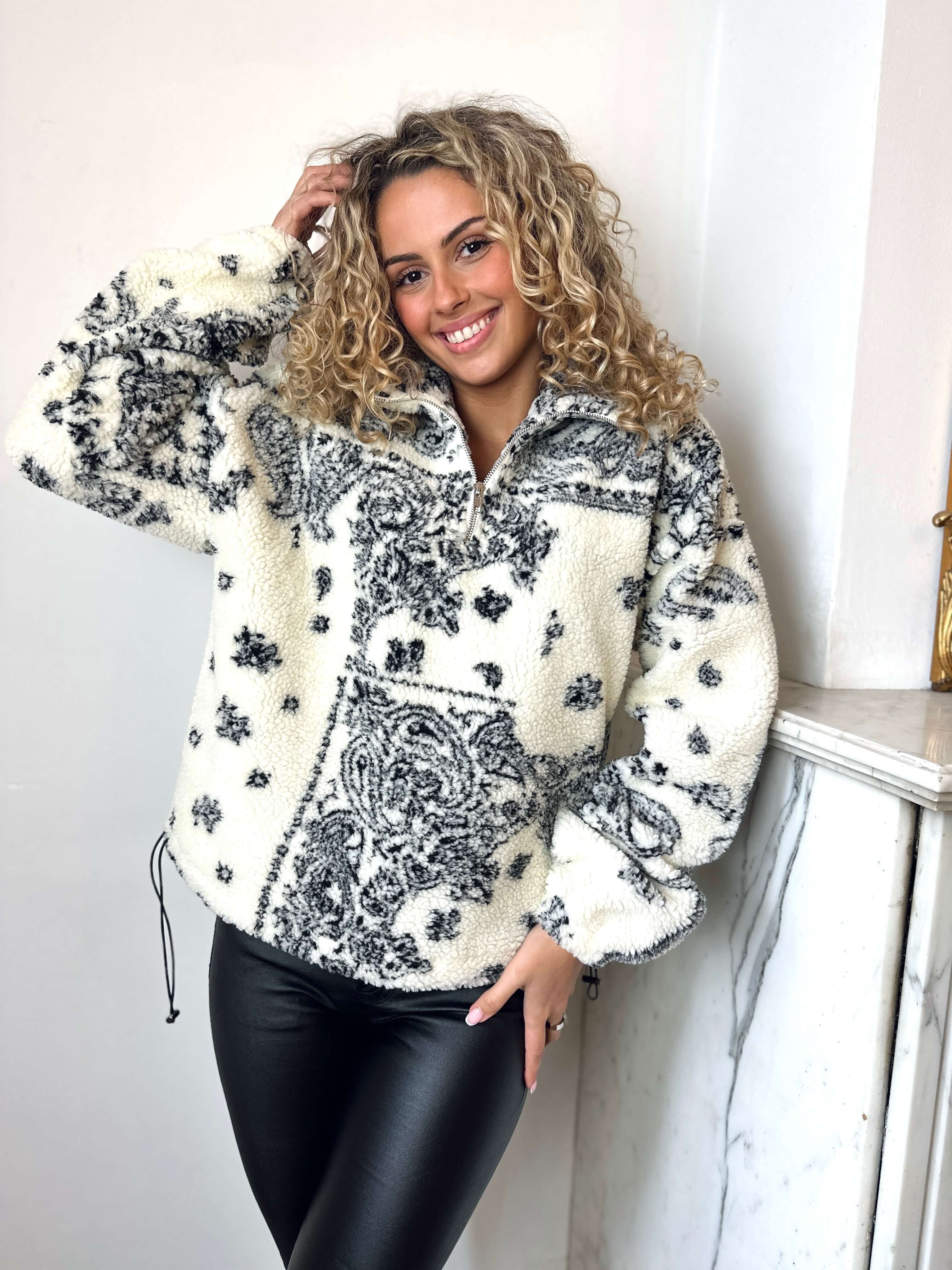 Veste à moumoute - NOVA