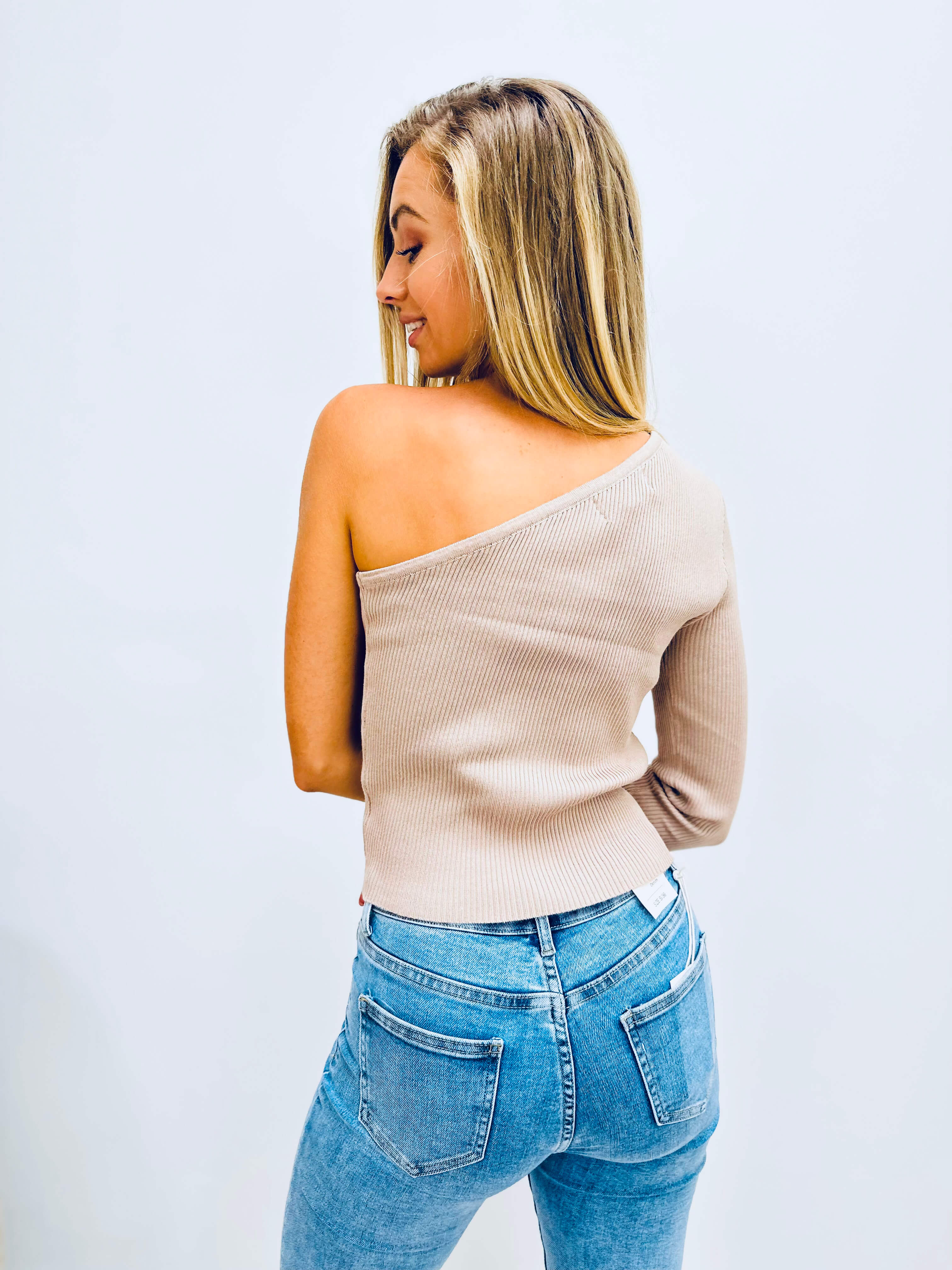 Pull asymétrique beige - MARGOT
