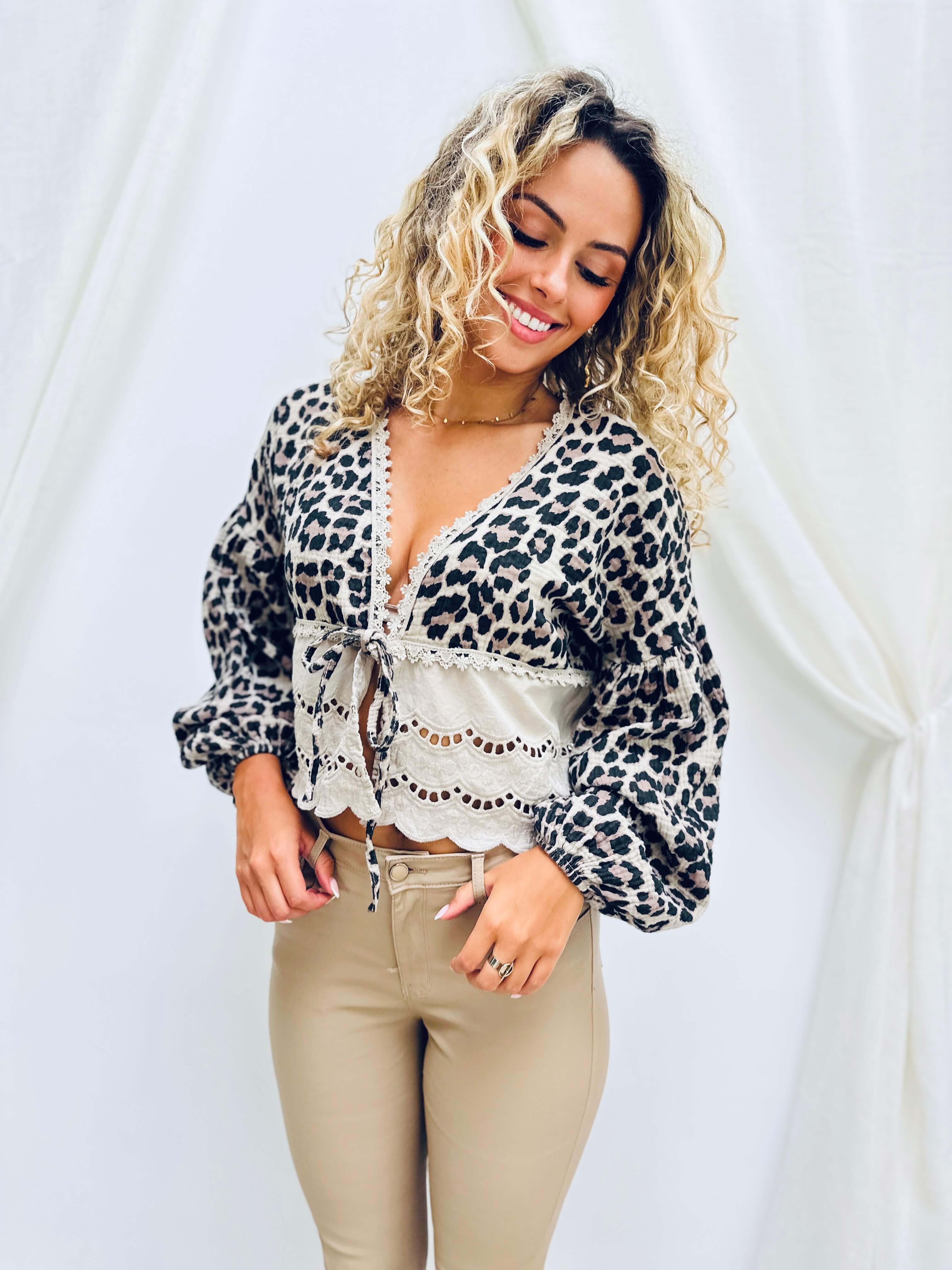 Blouse - LEO