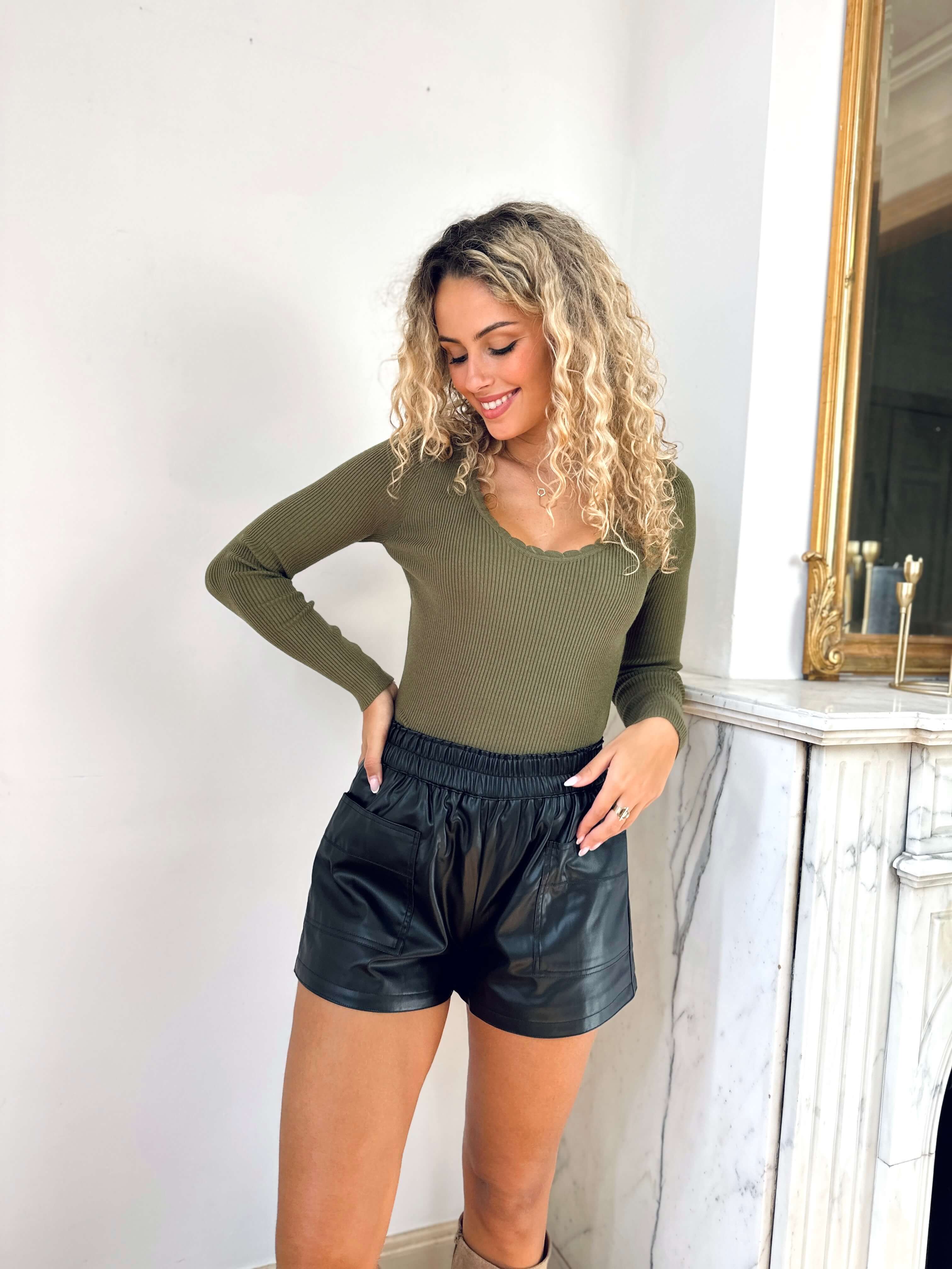 Pull kaki - JADE