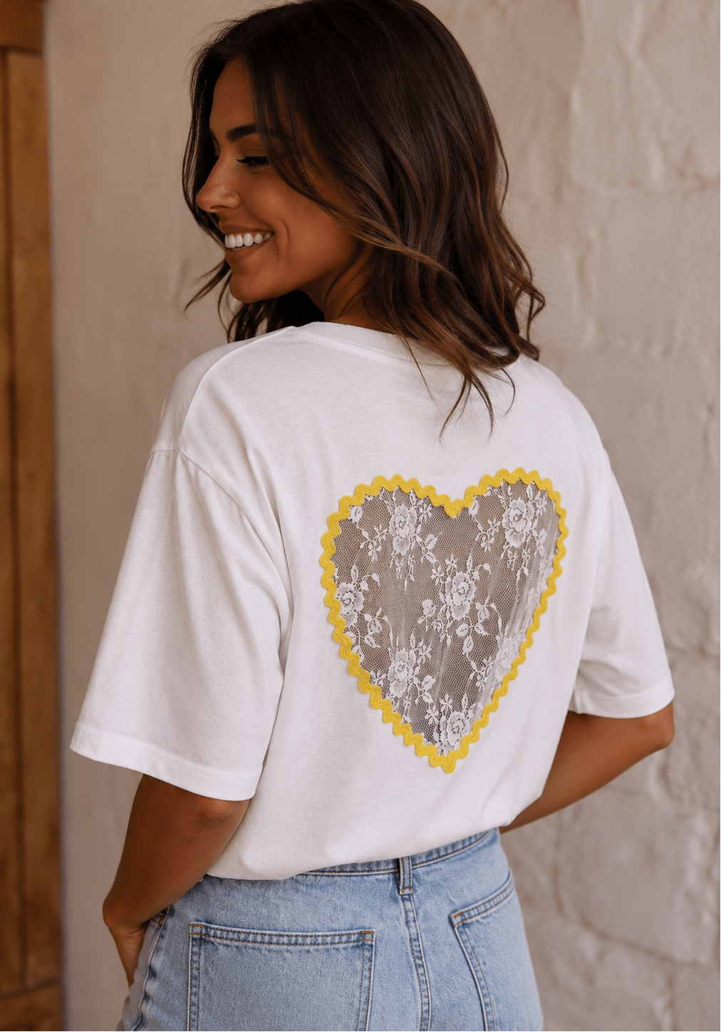 T-shirt jaune - LOVE