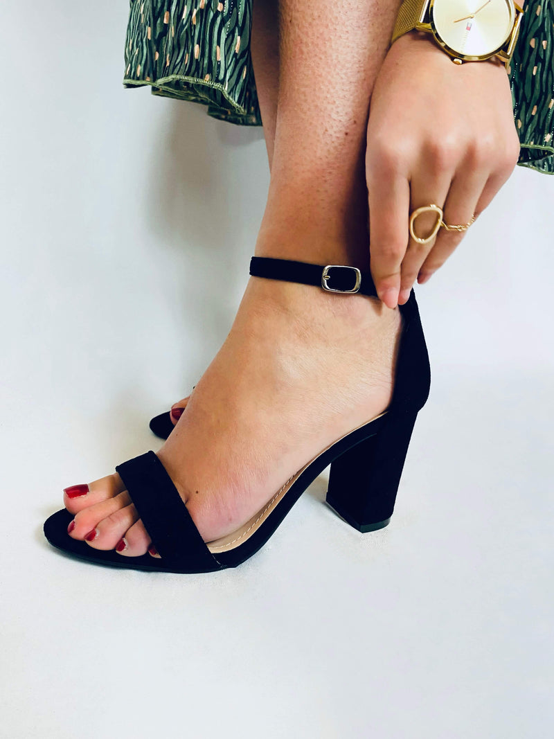Sandales noires - MIA